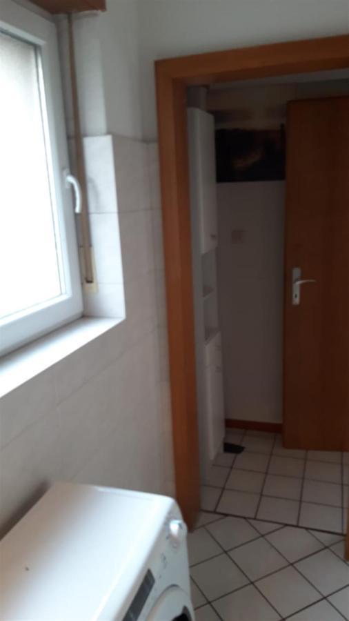2 Zimmer Wohnungen K&K Unterkunft. Gbr Duisburg Eksteriør bilde