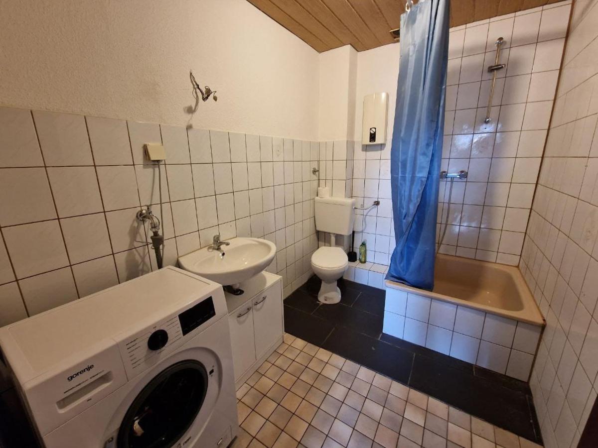 2 Zimmer Wohnungen K&K Unterkunft. Gbr Duisburg Eksteriør bilde